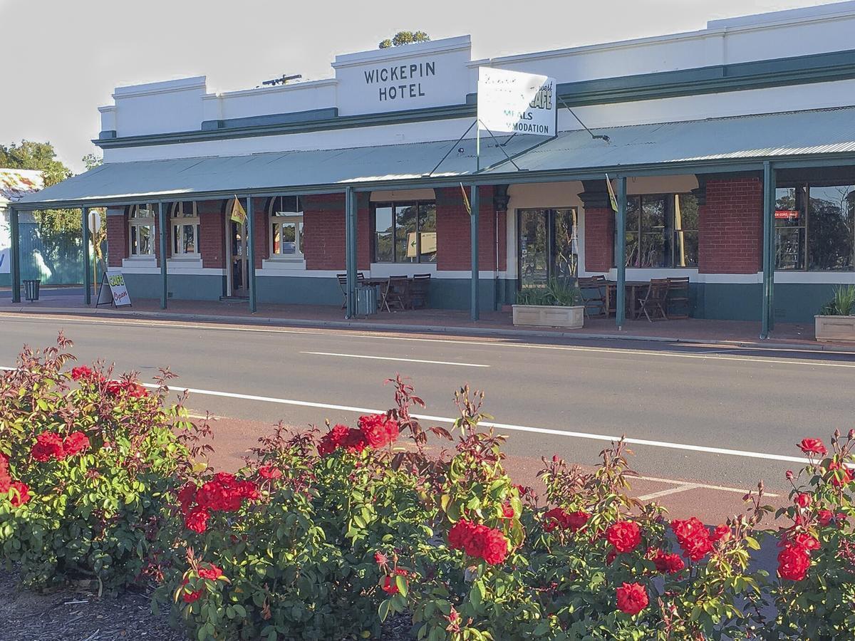 The Wickepin Hotel And Harvest Cafe 约克 外观 照片